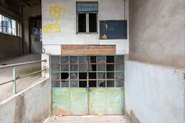 Locale commerciale in vendita a Voghera