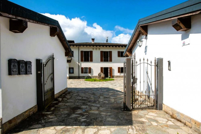 Villa in vendita a Brallo di Pregola