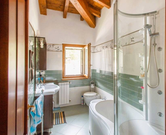 Villa in vendita a Brallo di Pregola