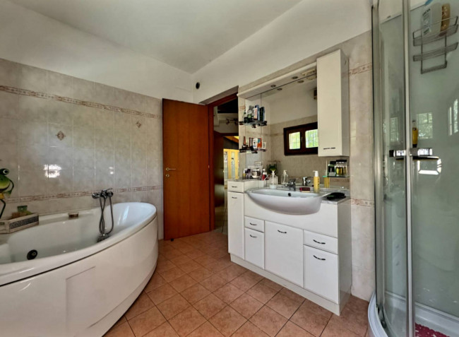 Casa singola in vendita a Pozzol Groppo