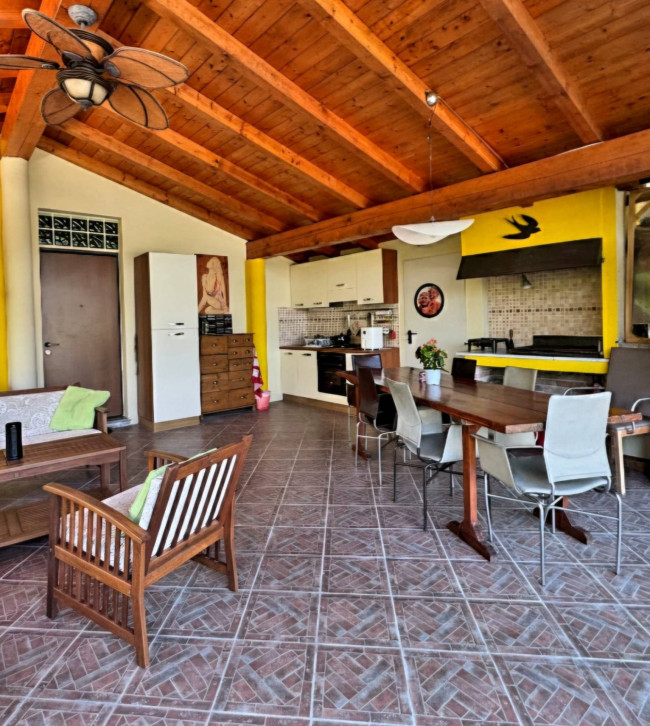 Casa singola in vendita a Pozzol Groppo