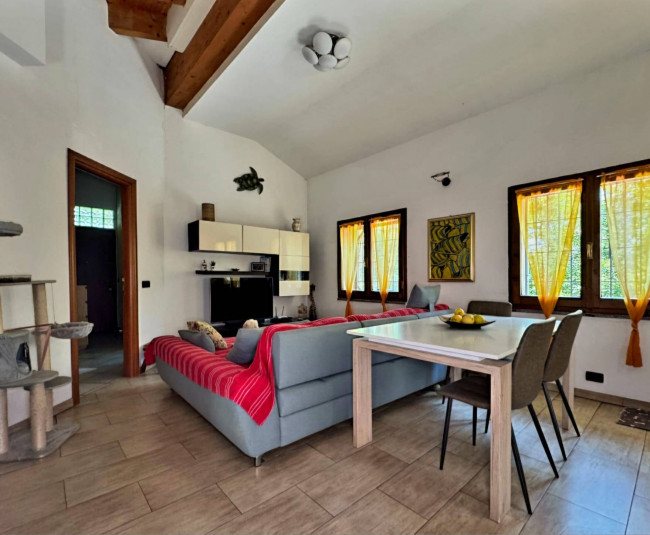 Casa singola in vendita a Pozzol Groppo