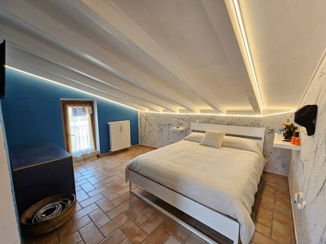 Villa in vendita a Ponte Nizza