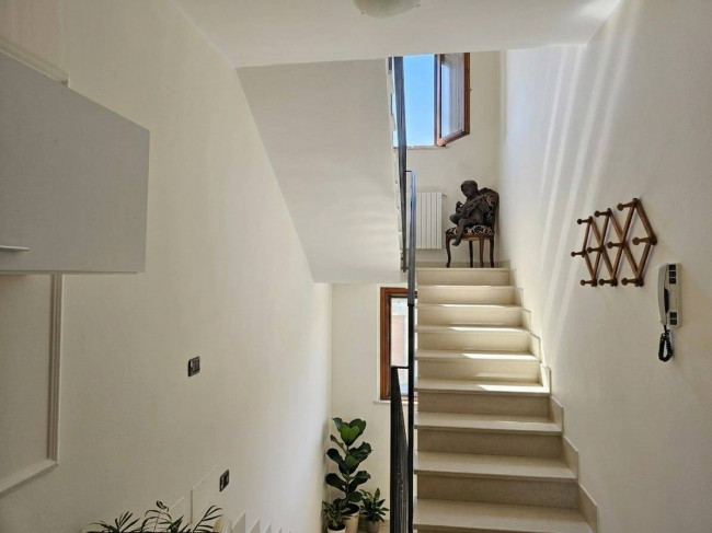 Villa in vendita a Ponte Nizza