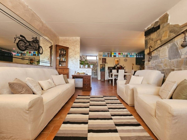 Villa in vendita a Ponte Nizza