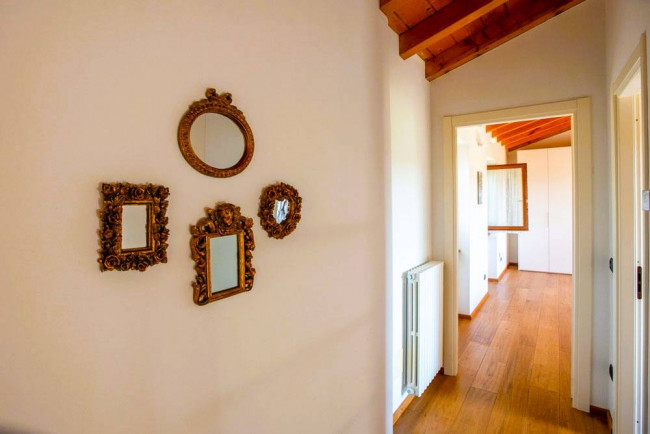 Casa singola in vendita a Colli Verdi