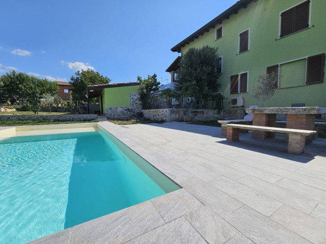 Villa in vendita a Ponte Nizza