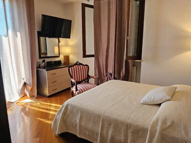 Villa in vendita a Ponte Nizza