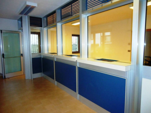 Studio/Ufficio in affitto a Villeneuve