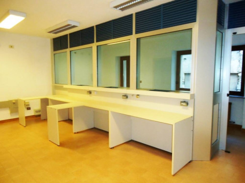 Studio/Ufficio in affitto a Villeneuve