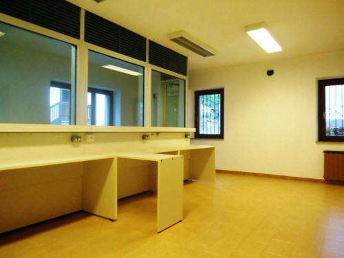 Studio/Ufficio in affitto a Villeneuve
