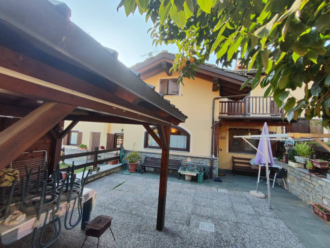 Villa a schiera in vendita a Saint-Christophe