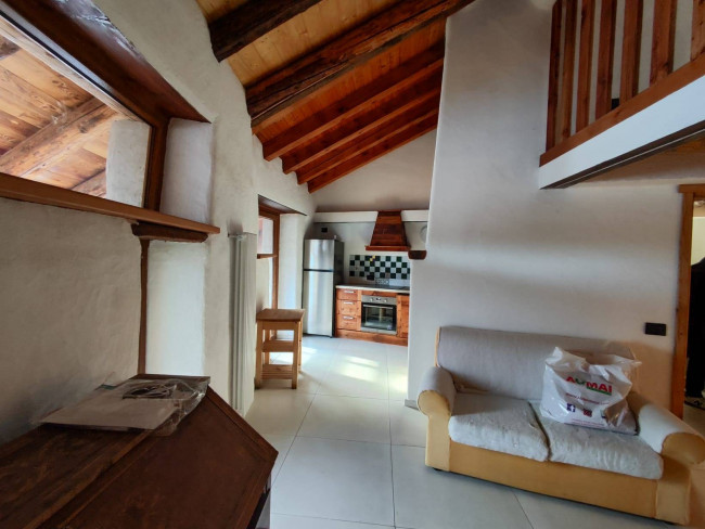 Trilocale in affitto a Villeneuve