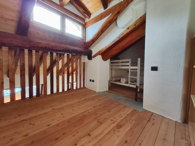 Trilocale in affitto a Villeneuve