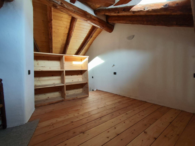 Trilocale in affitto a Villeneuve