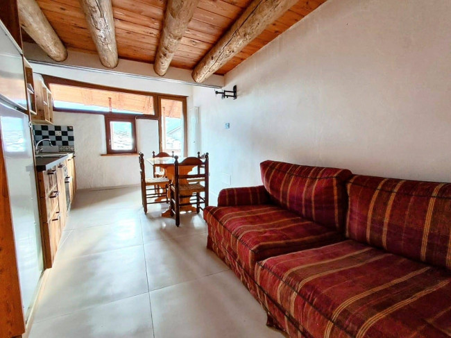 Trilocale in affitto a Villeneuve