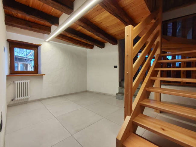 Trilocale in affitto a Villeneuve