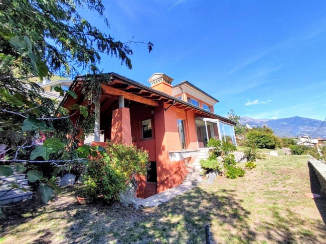 Villa in vendita a Sarre
