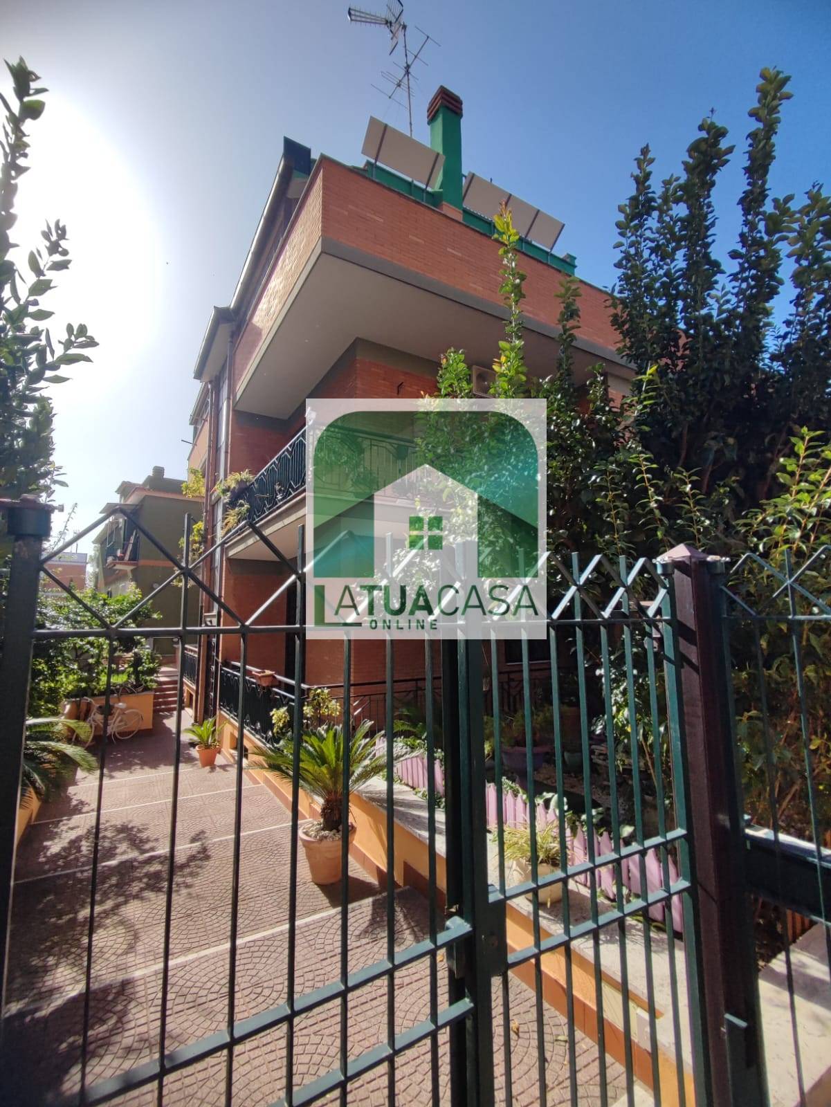 Appartamento in vendita a Roma