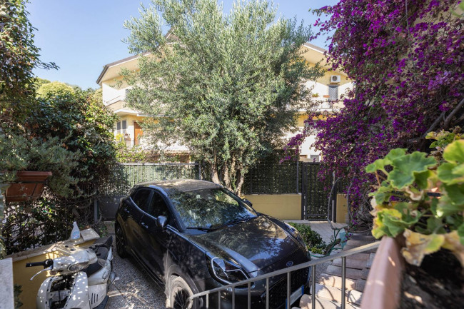 Villette a schiera in vendita a Roma