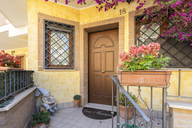 Villette a schiera in vendita a Roma