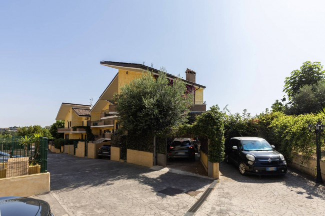 Villette a schiera in vendita a Roma