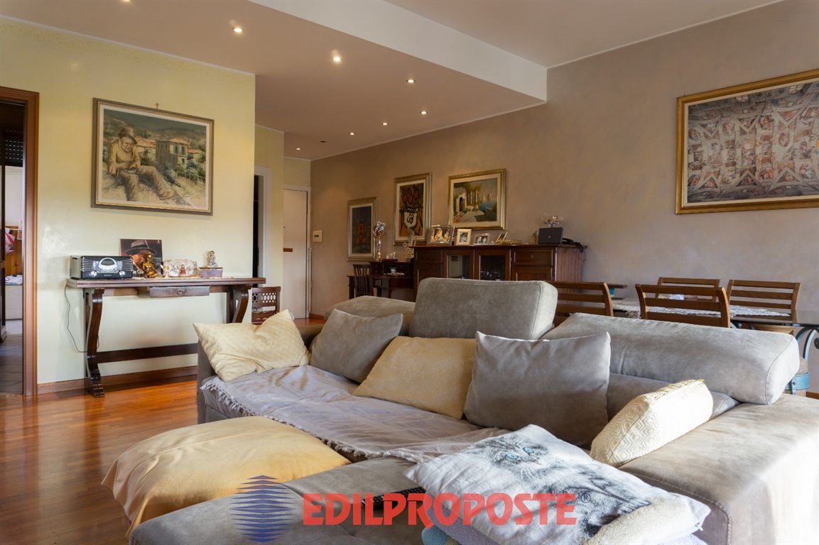 Appartamento in vendita a Seveso