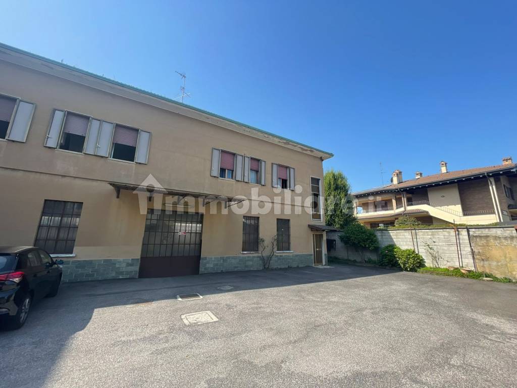 Casa Indipendente in vendita a Garbagnate Milanese