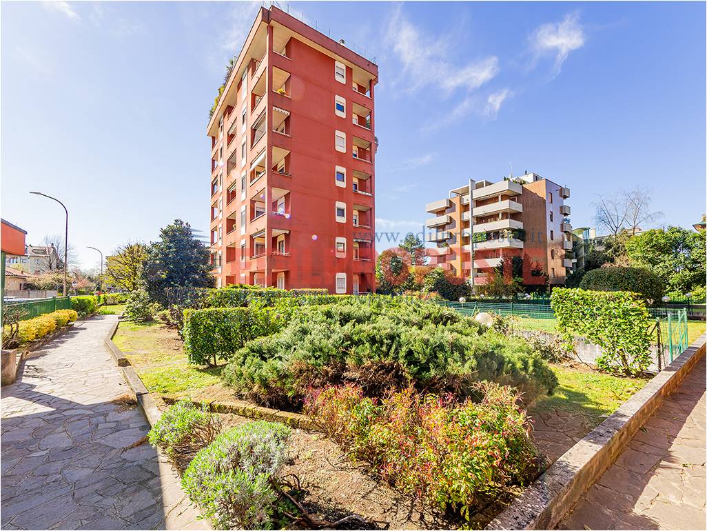 Appartamento in vendita a Monza