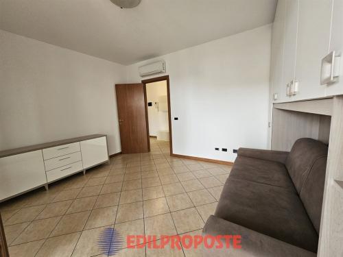Appartamento in vendita a Limbiate