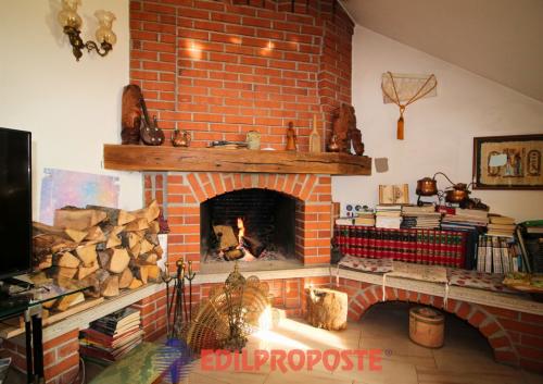 Villa in vendita a Dorno
