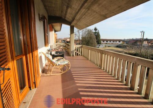 Villa in vendita a Dorno