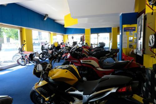 Locale commerciale in vendita a Varese