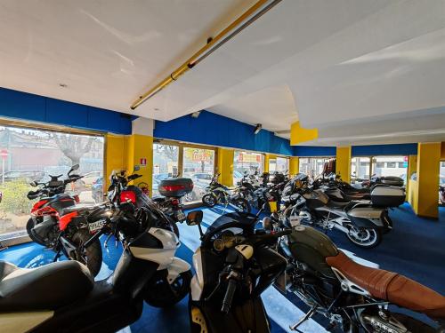 Locale commerciale in vendita a Varese