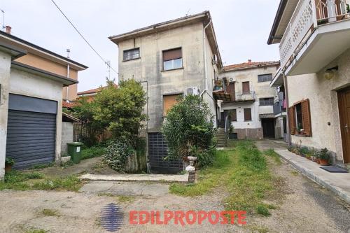 Altro in vendita a Varedo