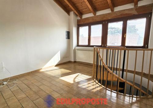 Casa singola in vendita a Bregnano
