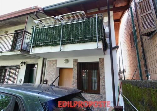 Casa singola in vendita a Bregnano