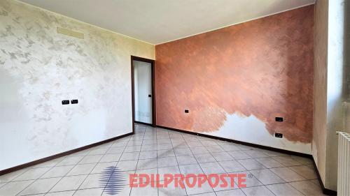 Appartamento in vendita a Limbiate