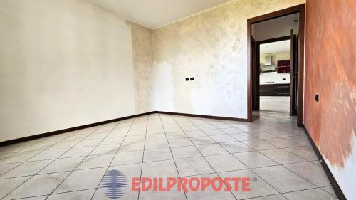Appartamento in vendita a Limbiate