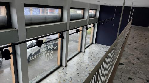 Attività commerciale in vendita a Limbiate