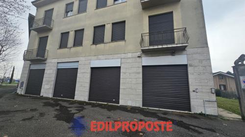 Altro in vendita a Varedo