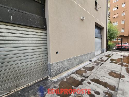Locale commerciale in vendita a Limbiate