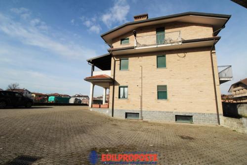 Casa Indipendente in vendita a Limbiate
