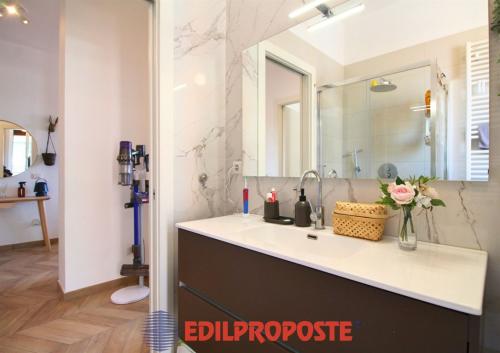 Appartamento in vendita a Limbiate