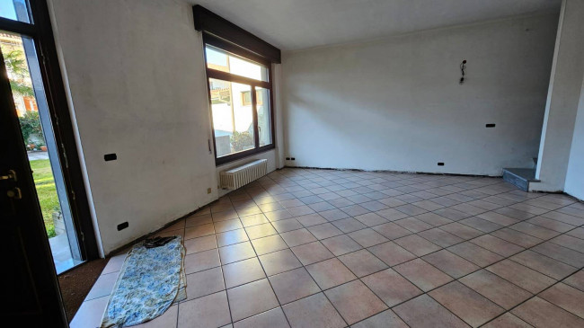 Casa Indipendente in vendita a Varedo