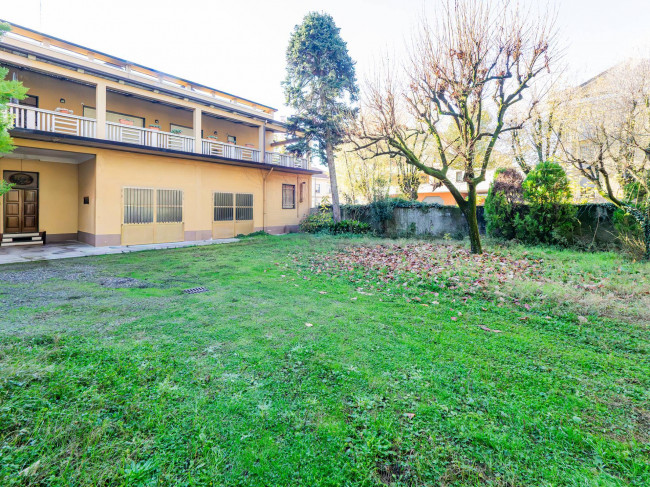 Appartamento in vendita a Varedo