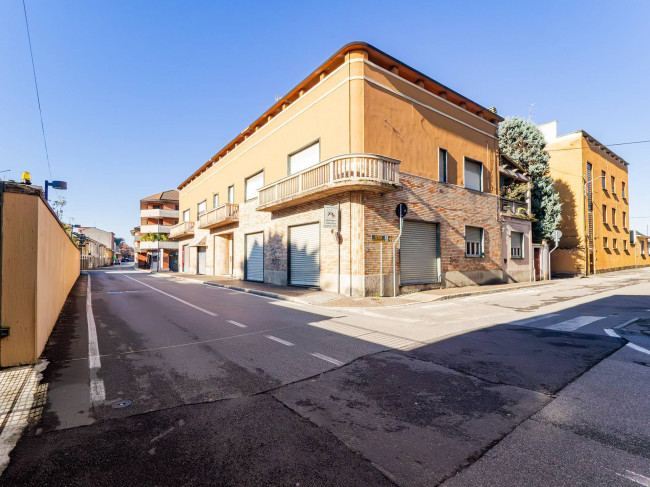 Appartamento in vendita a Varedo