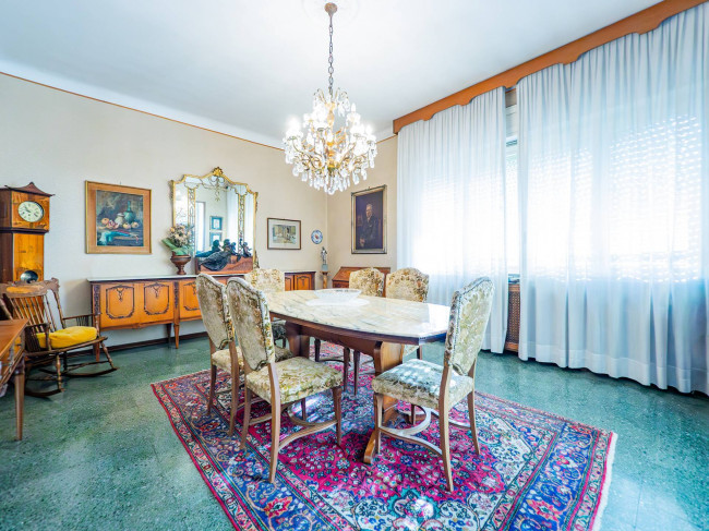 Appartamento in vendita a Varedo