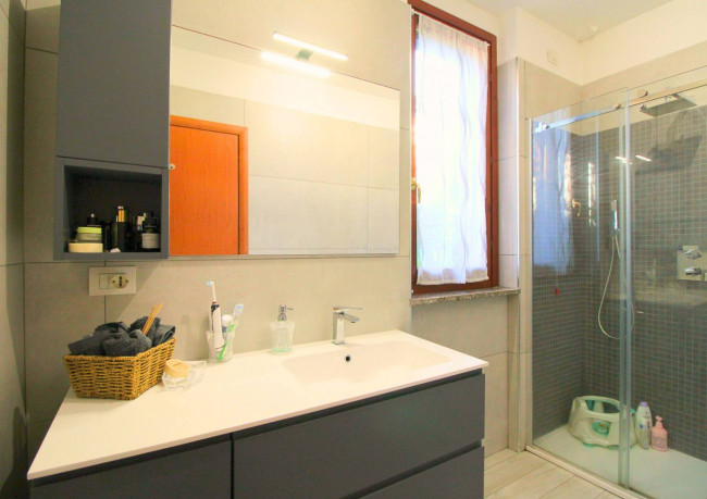 Appartamento in vendita a Solaro