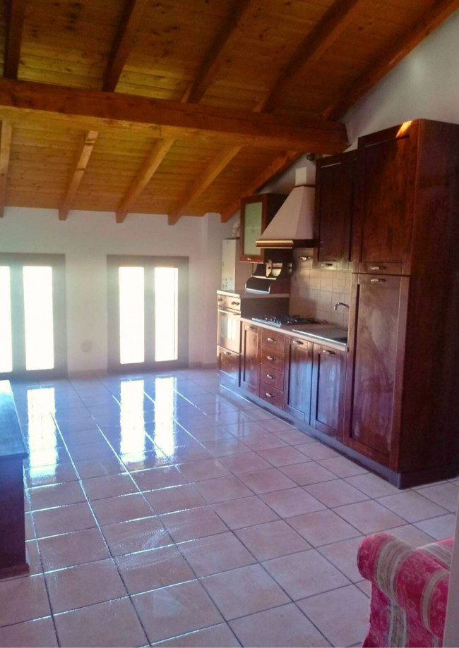 Appartamento in vendita a Turate